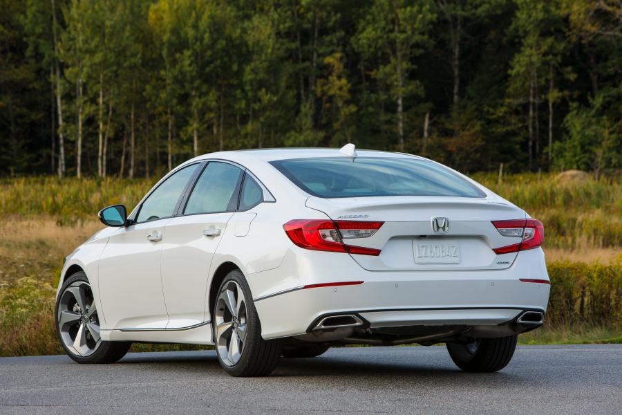  Honda Accord Touring 1.5T 2017 года  (NA) (фото 32 из 33)